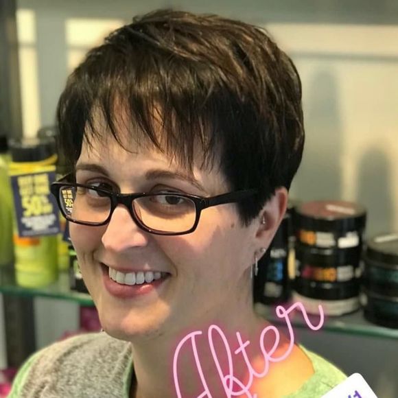 Meet your Posher, Brena - Picture 1 of 1